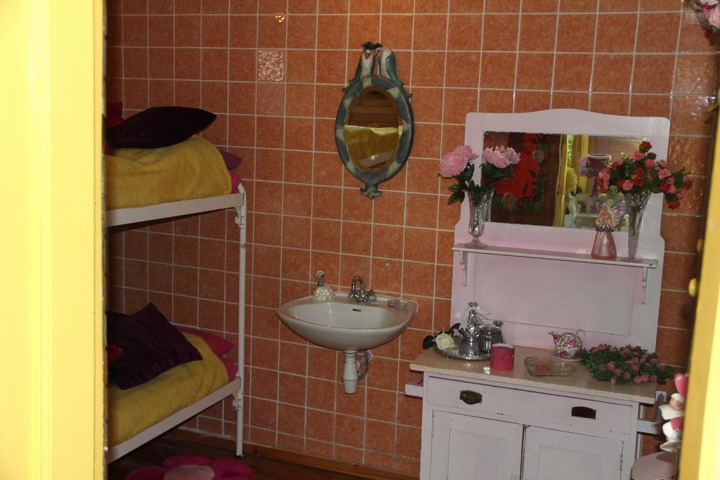 Koningin Van Pieterburen Bed and Breakfast Værelse billede